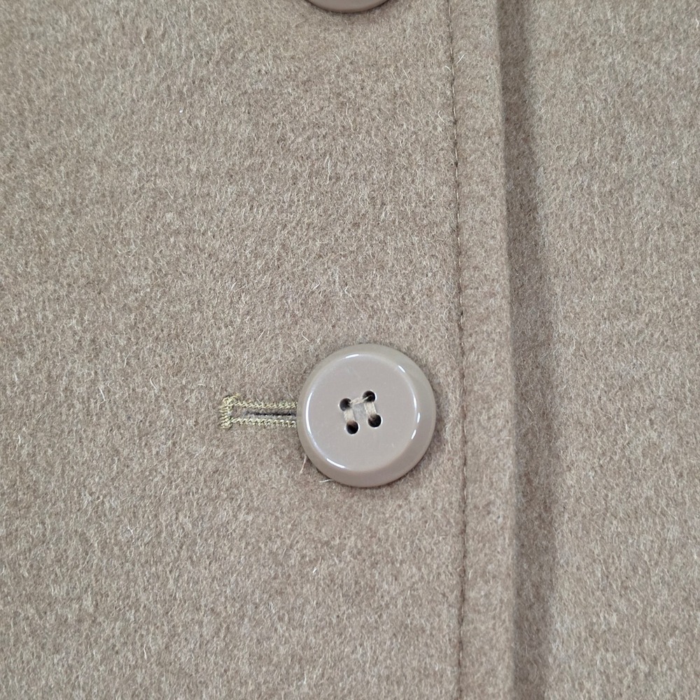Larry Levine Wool Blend Coat Womens 6 Camel Tan Excellent Empire Waist Walking - Picture 8 of 13